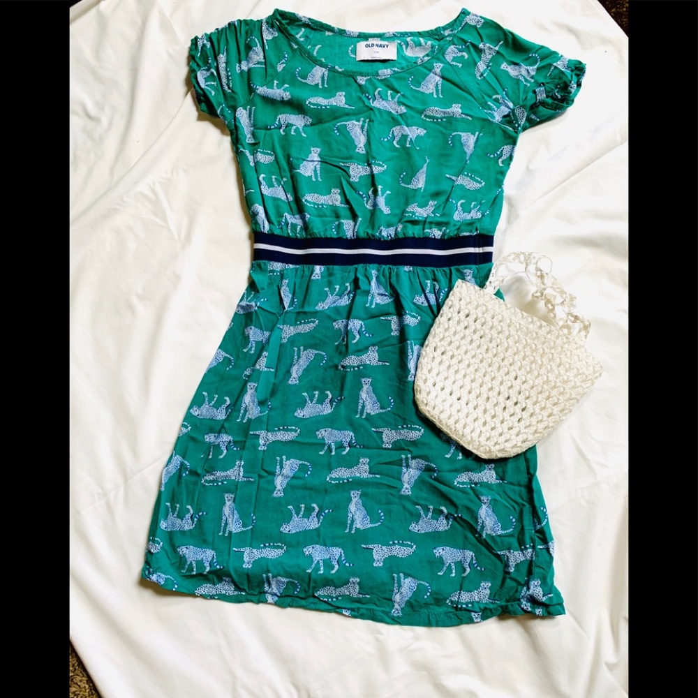 Old Navy little girl dress- green Leonard print